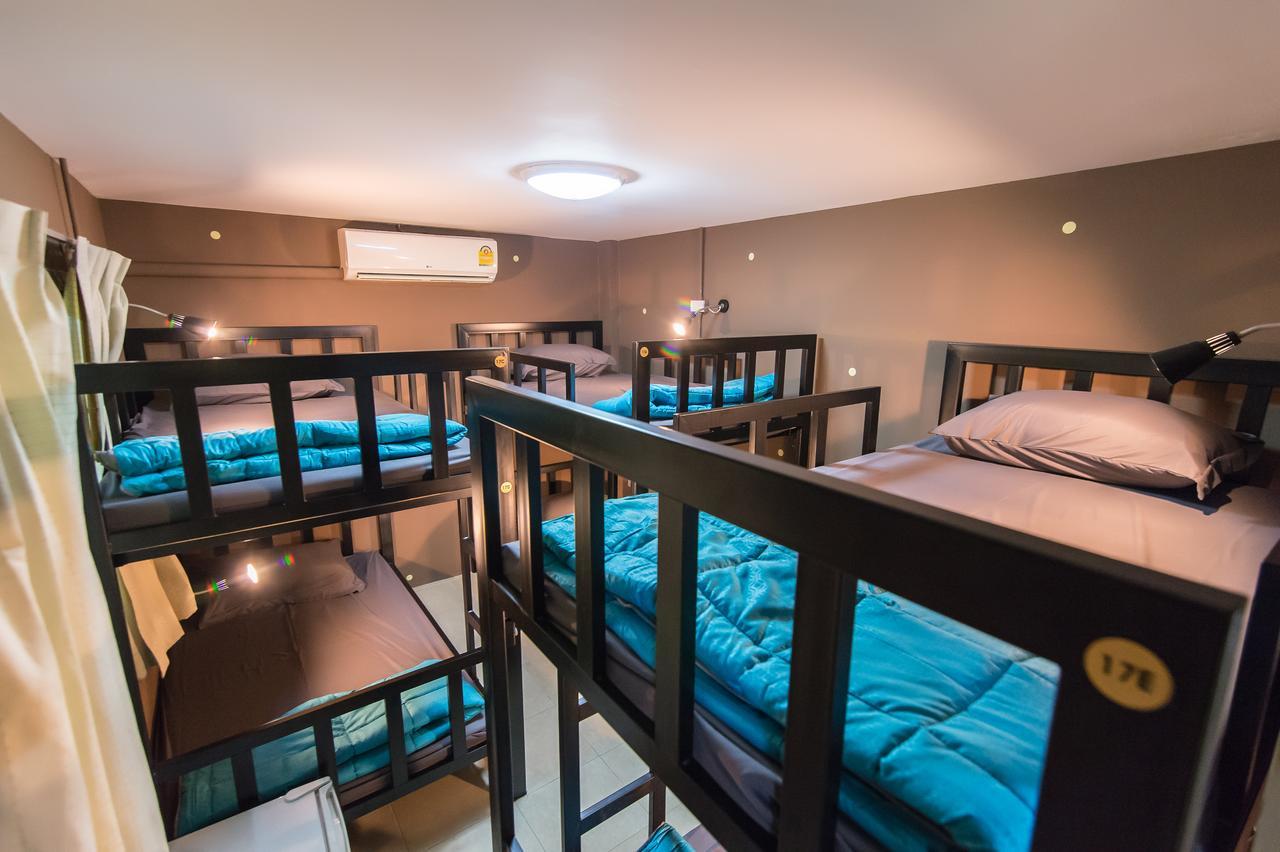 Full Stop. Hostel Patong Екстериор снимка