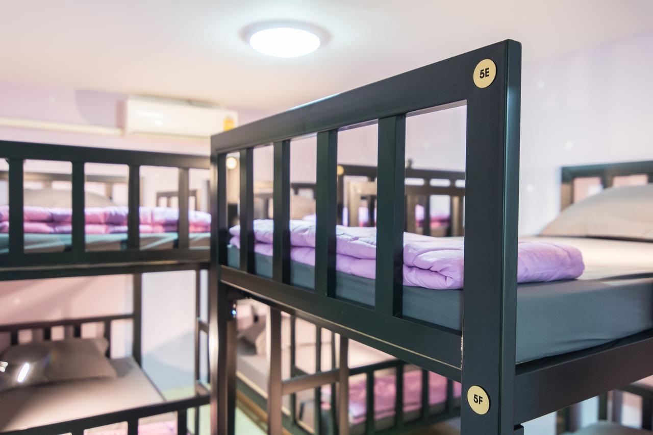 Full Stop. Hostel Patong Екстериор снимка