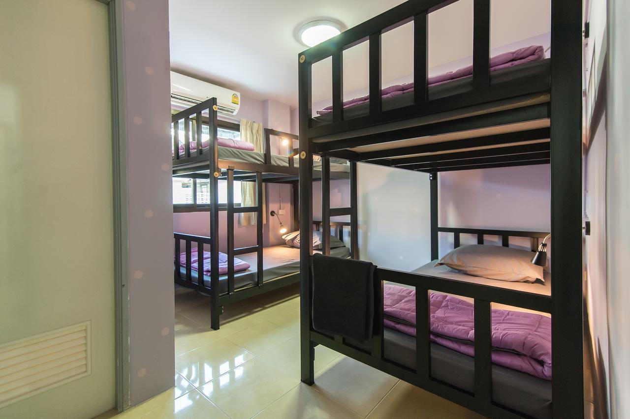 Full Stop. Hostel Patong Екстериор снимка