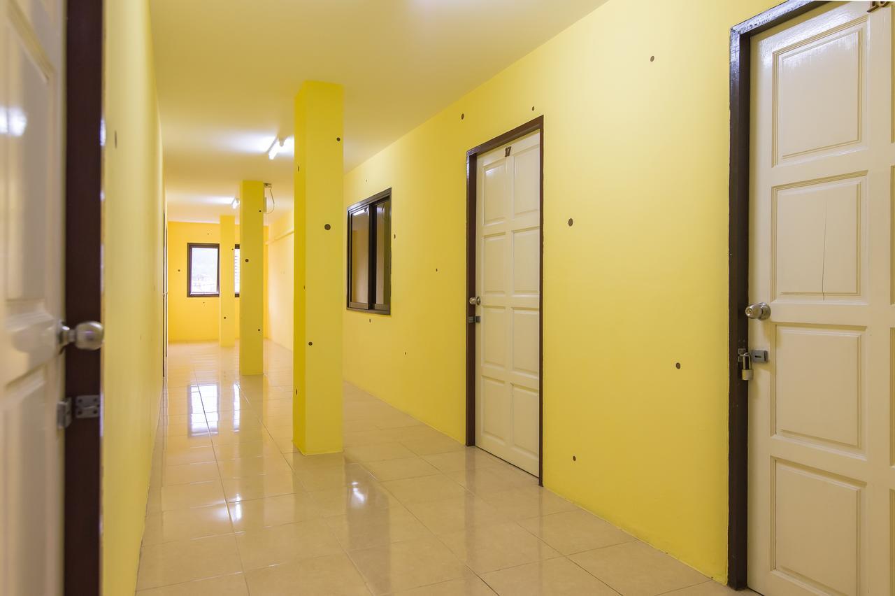Full Stop. Hostel Patong Екстериор снимка