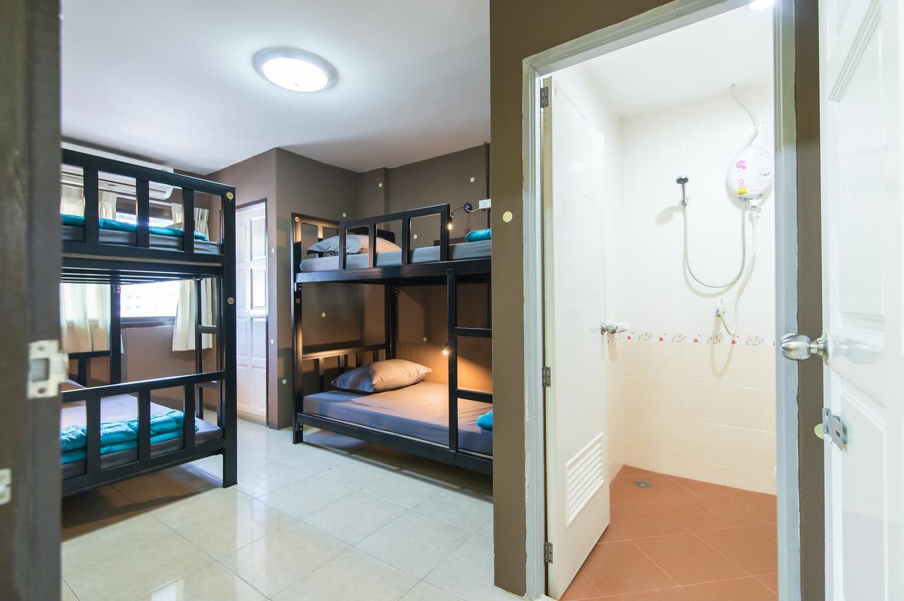 Full Stop. Hostel Patong Екстериор снимка