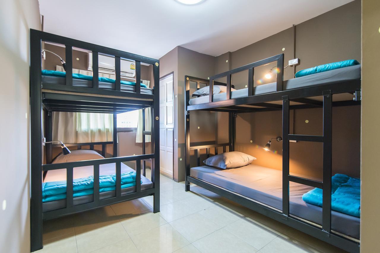 Full Stop. Hostel Patong Екстериор снимка